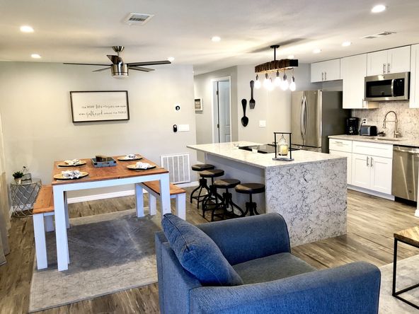 Cedar Run Apartments: 2722 49th Ave W Bradenton, FL , Bradenton, FL 34207